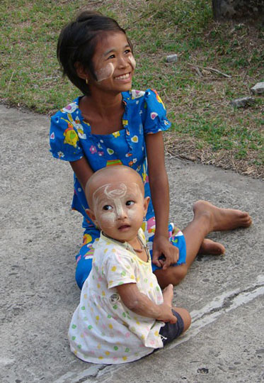 Begegnungen in Mrauk-U
