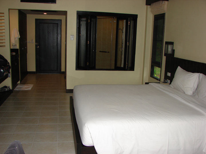 Nang Thong Beach Resort 2